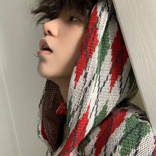 ᴄᴀᴛᴄʜɪɴɢ ꜱɴᴏᴡꜰʟᴀᴋᴇꜱ