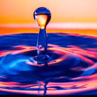 4k Water Drop Wallpaper