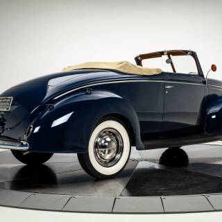 1939 Ford Deluxe Convertible