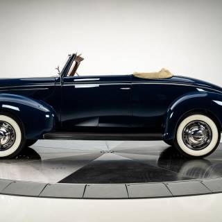 1939 Ford Deluxe Convertible