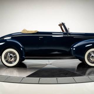 1939 Ford Deluxe Convertible