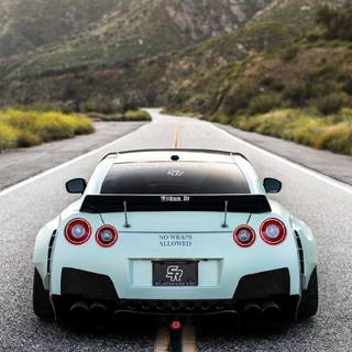 Nissan GT-R 