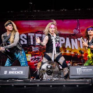 STEEL PANTHER WALLPAPER