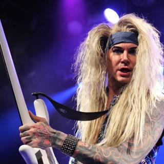 STEEL PANTHER WALLPAPER