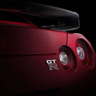Nissan GT-R 