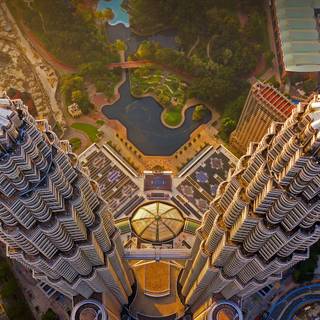 Petronas Twin Towers, Kuala Lumpur, Malaysia by tampatra