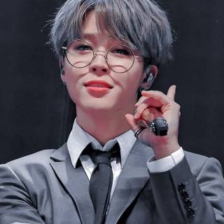 Thank you so much ☆彡❤Amara❤彡☆  for finding such a great picture of jimin. 