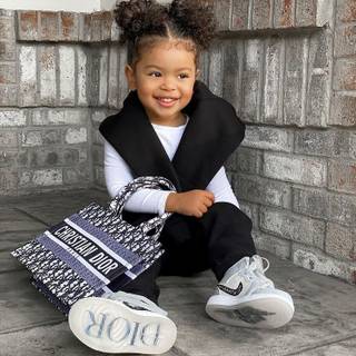 Carla mi hija hermosa