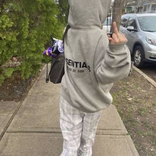 this morning Brianna was mad at me bc I broke her phone *laughs*