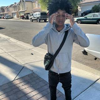 ꜱʜᴇ ꜱᴀɪᴅ ꜱʜᴇ ᴄɴ ᴍᴀᴋ ʜᴀ ᴀʜʜ ᴄʟᴀᴘ ʟᴇᴍᴍᴇ ʜᴇᴀʀ ᴛʜᴛ ꜱʜɪ ᴄʟᴀᴘ ᴍᴀ .