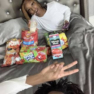 ew ma brother stay trying to get in the pic 