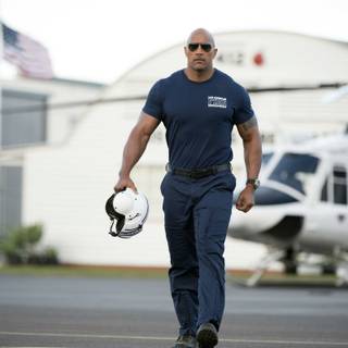 Dwayne Johnson to film Skyscrape