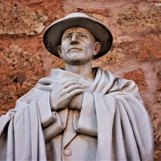 Statue of Fray Luis de León in Belmonte, Cuenca (Spain) by Gema Pardo Trapero