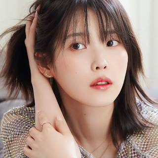 IU