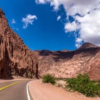Road in Quebrada de las Conchas, Salta (Argentina)