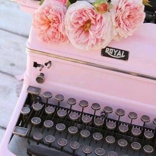 Vintage Typewriter Makeover