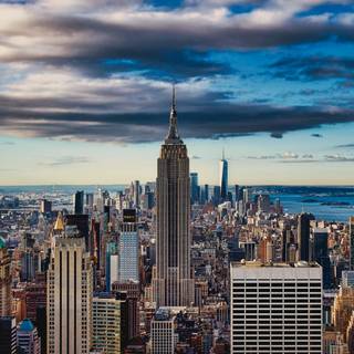 empire state building new york city skyline 