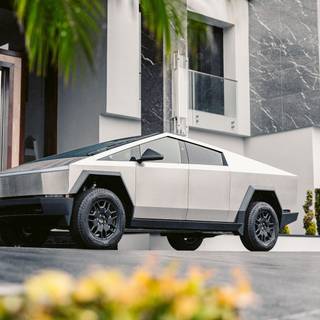 2025 Tesla Cybertruck 