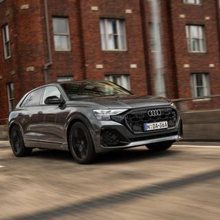 Audi Q8 60 TFSI e quattro S line
