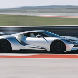 Exhilarating Speed of the Ford GT in Motion