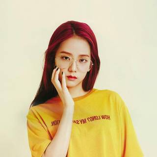 Jisoo yellow style 