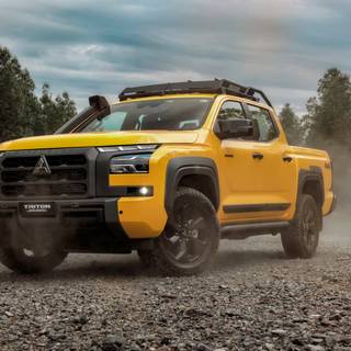 Mitsubishi Triton Savana