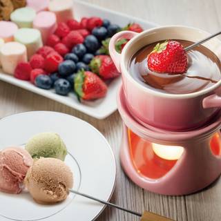 Le Creuset Mini Cocotte Fondue