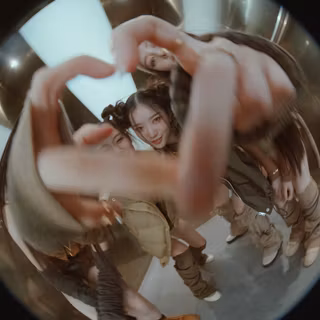 tripleS AAA 'Generation' Wallpaper