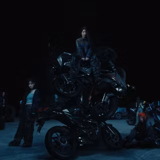 tripleS VV 'Hit the Floor' Wallpaper