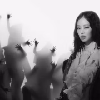 JENNIE 'ZEN' MV Wallpaper