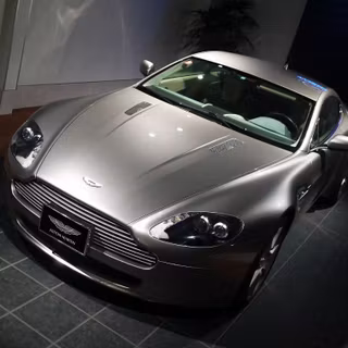 aston martin　