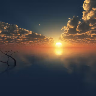Apus de soare pe ocean
