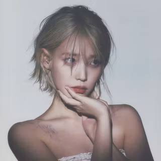 IU