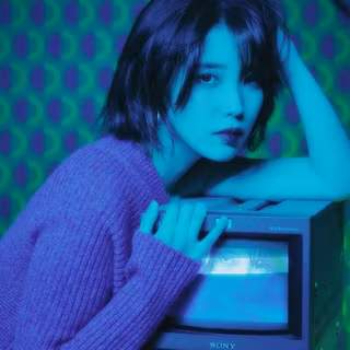 IU