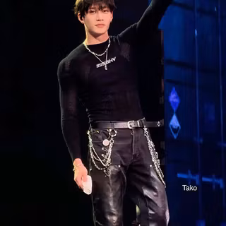 Bang chan hot