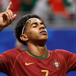 Lamine X Portugal old Kit