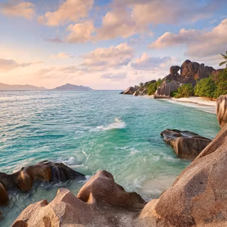 Plaja Anse Source d'Argen