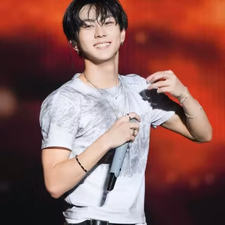 jungwon from enhypen