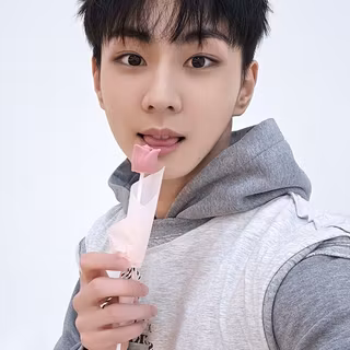 jungwon from enhypen 