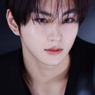 jungwon from enhypen 