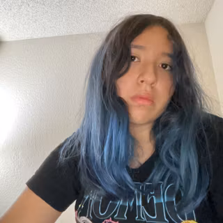Yallllll i dyed my hair blue