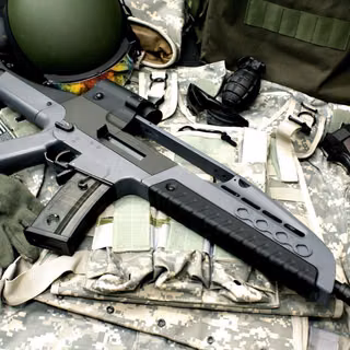 Pusca de asalt artificiale Heckler & Koch XM8