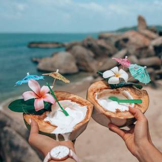 coconut drinks esthetic