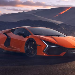 Lamborghini Revuelto 2026