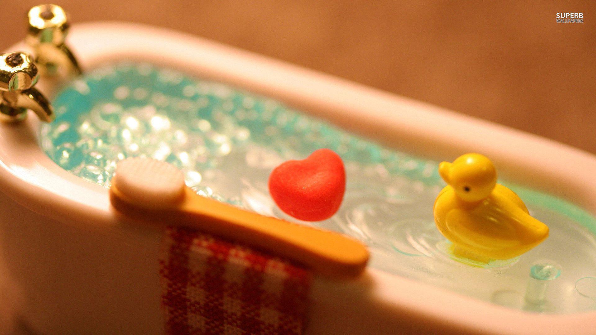 Rubber ducky taking a bath wallpaper wallpaper - #