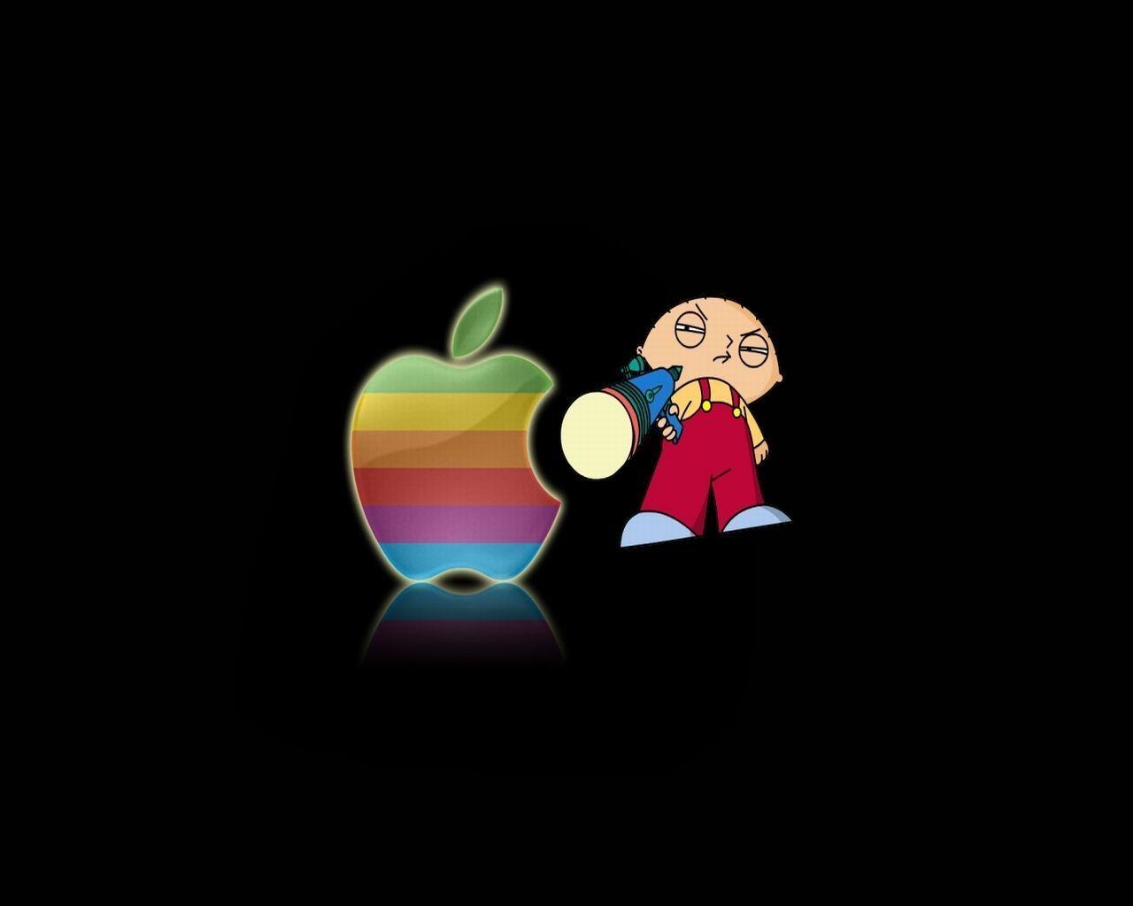 Stewie hates Mac: Operating Systems Wallpaper