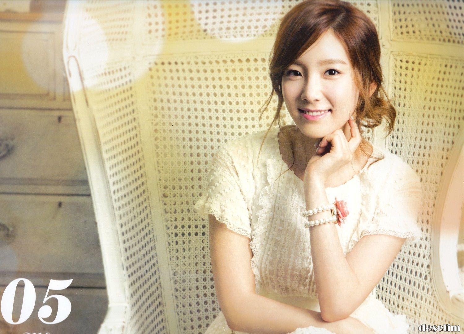 Beautiful SNSD TaeYeon Wallpaper. Hdwidescreens