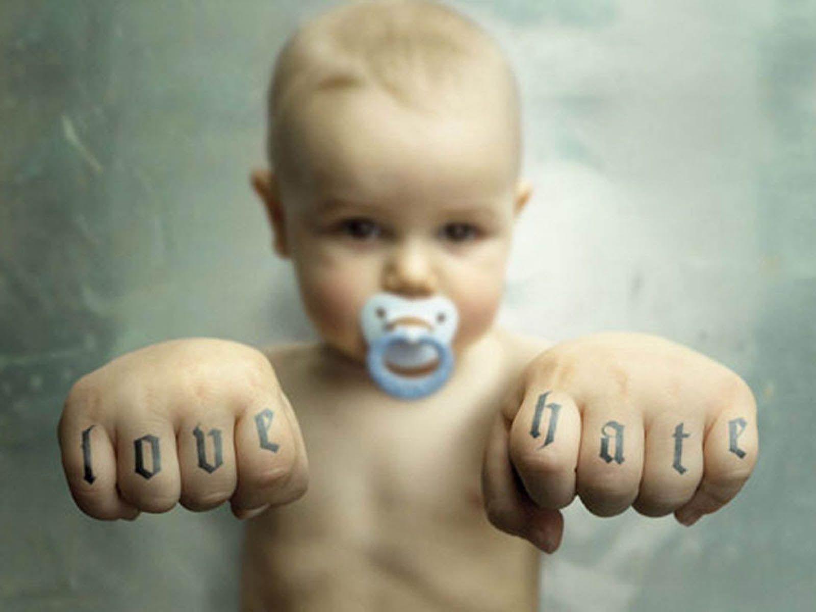 funny baby wallpaper. Funny And Amazing Picture
