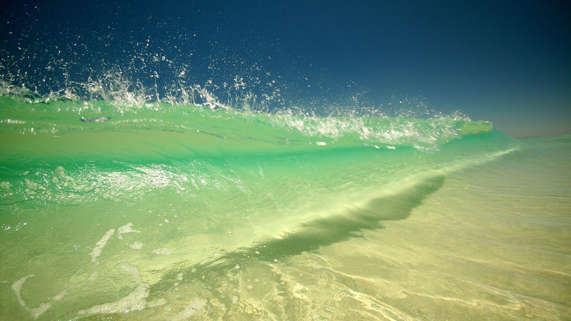 Download Water Waves Wallpapers 1920x1080
