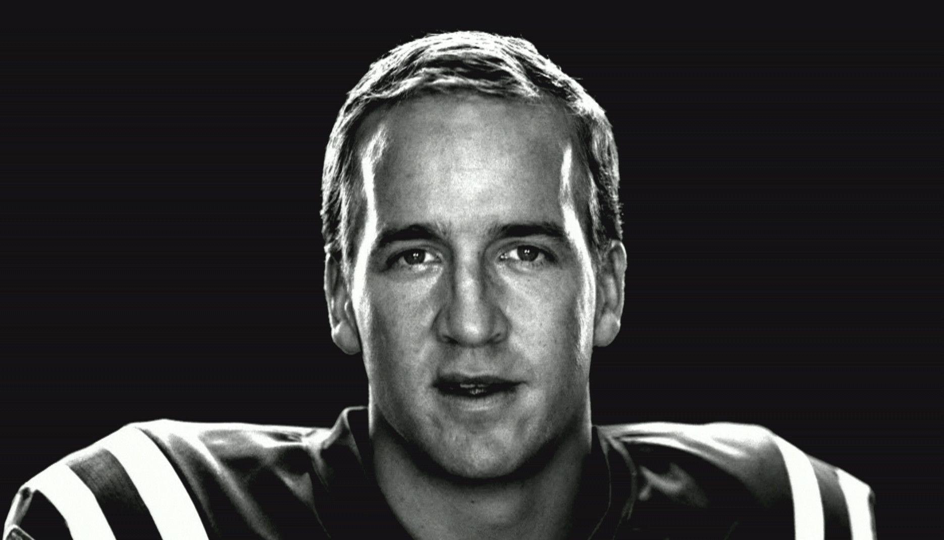 Peyton Manning in Black and White Wallpaper, iPhone Wallpaper